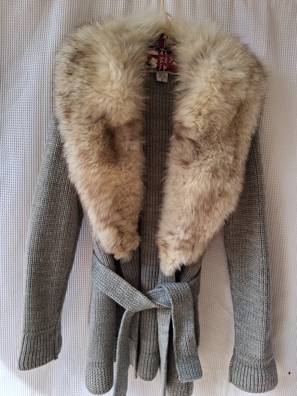 Robert Meshekoff Gray Knit Belted Sweater with Faux Fur Collar Size M